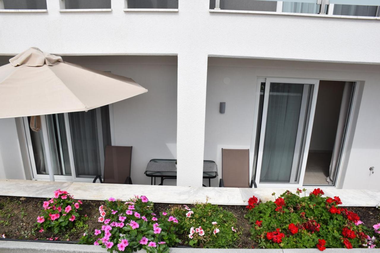 Astra Sarti Luxury Suites ภายนอก รูปภาพ
