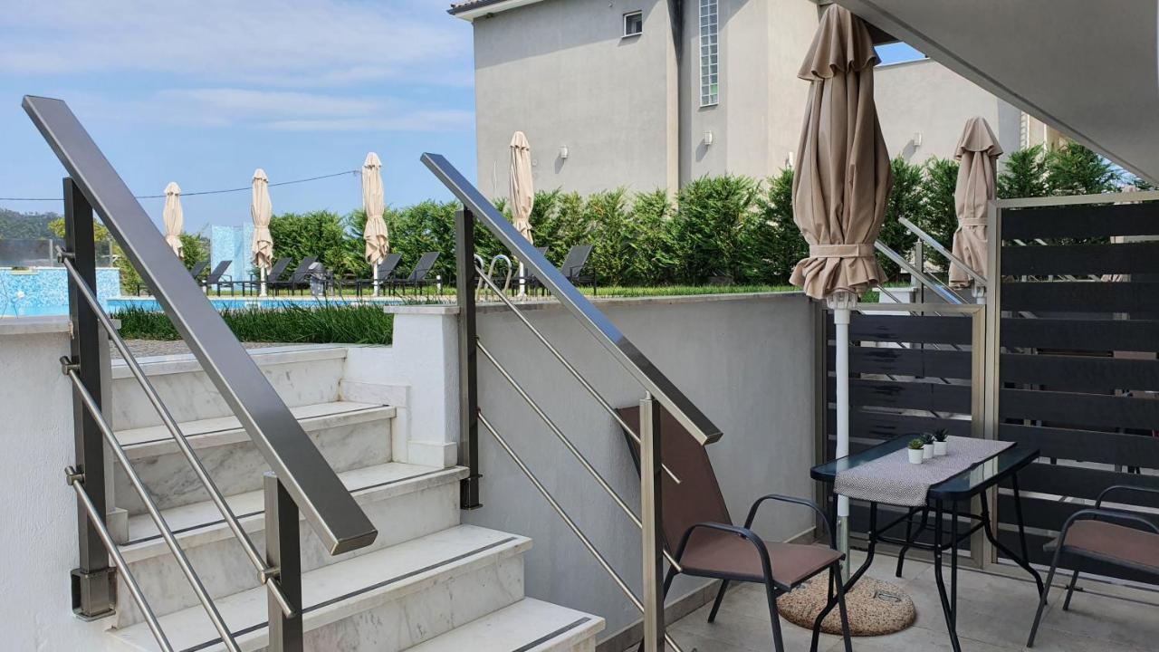 Astra Sarti Luxury Suites ภายนอก รูปภาพ