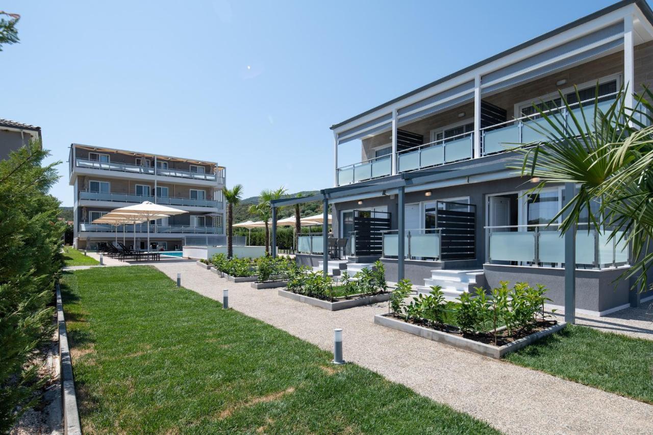 Astra Sarti Luxury Suites ภายนอก รูปภาพ