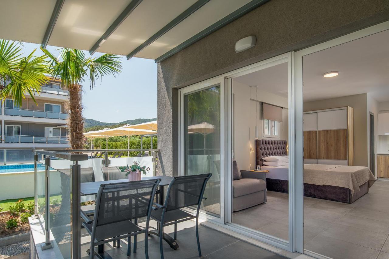 Astra Sarti Luxury Suites ภายนอก รูปภาพ