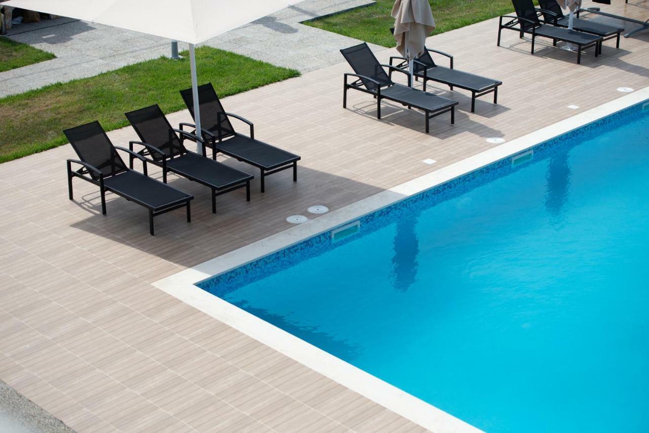 Astra Sarti Luxury Suites ภายนอก รูปภาพ